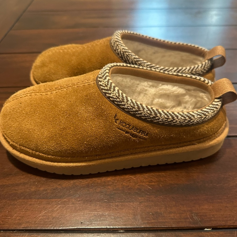 Koolaburra Tan Suede Slippers